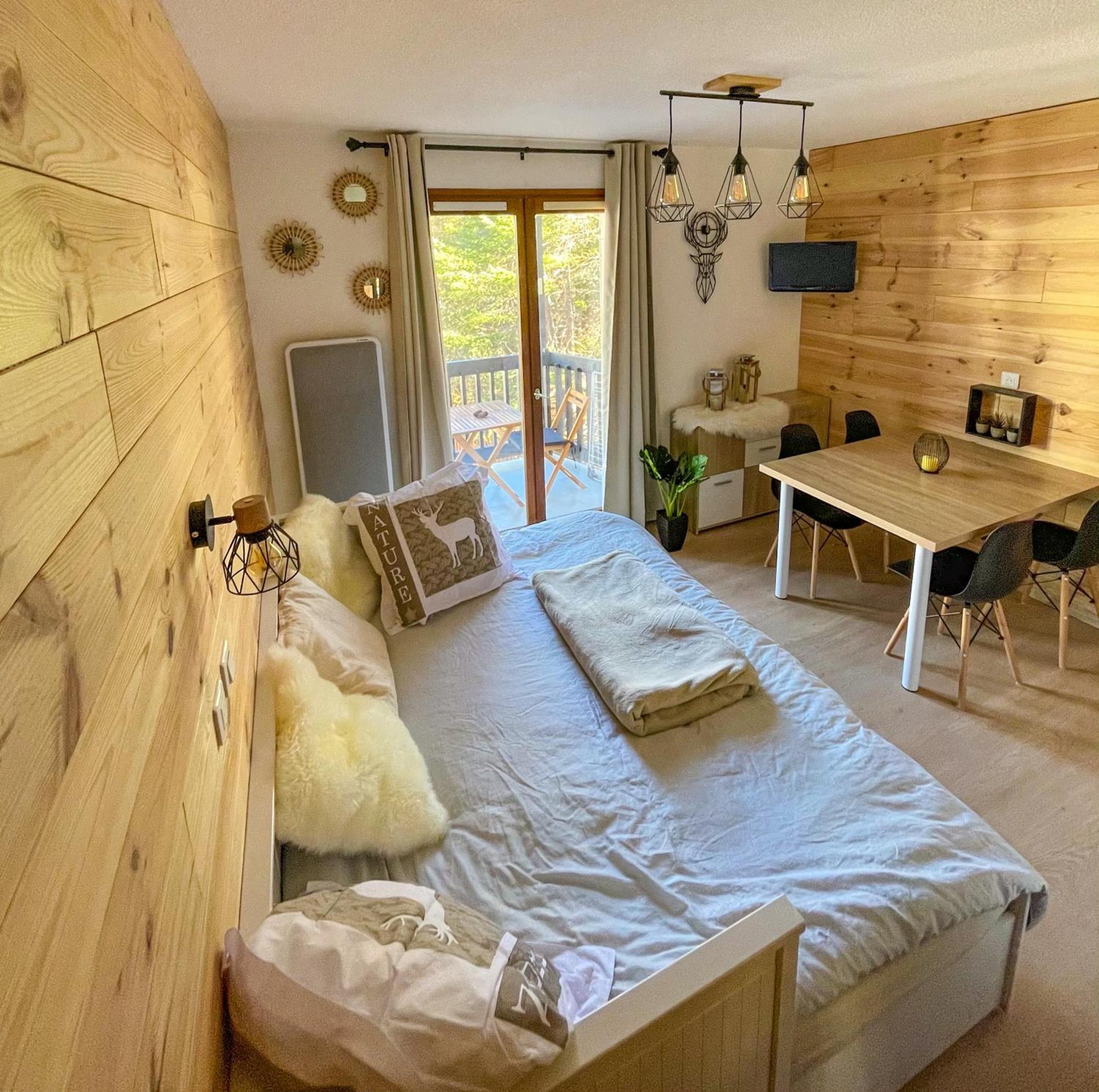 Chalereux Studio A La Montagne Auron Bagian luar foto
